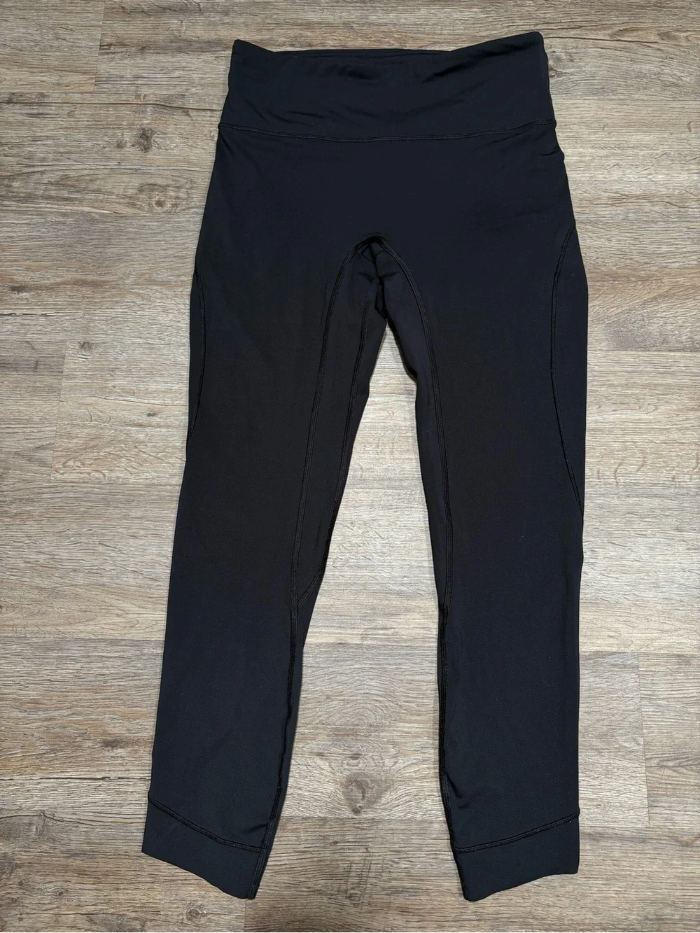 lululemon athletica Black Performance Leggings - Picture 2 of 7